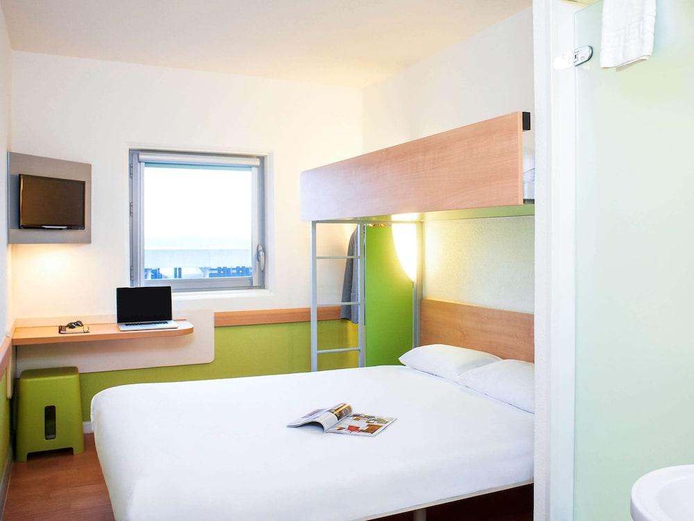 Hotel Ibis Birmingham Airport Terminal Building - Nec Bickenhill Exterior foto